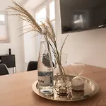 Feel Good Homes Ruhig-klimaanlage-wlan-regendusche Apartamento Blaubeuren