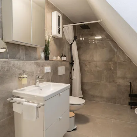 Апартаменты Feel Good Homes Ruhig-klimaanlage-wlan-regendusche Блаубойрен