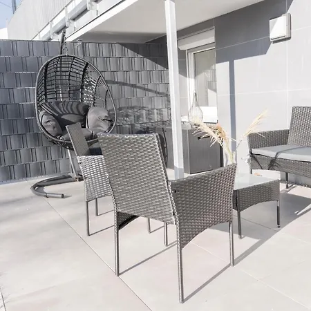 Feel Good Homes Ruhig-klimaanlage-wlan-regendusche *