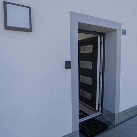 Feel Good Homes Ruhig-klimaanlage-wlan-regendusche Апартаменты Блаубойрен