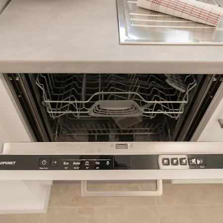 Feel Good Homes Ruhig-klimaanlage-wlan-regendusche شقة *