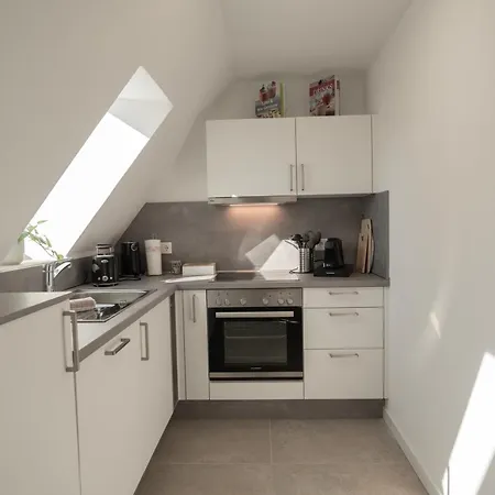 Feel Good Homes Ruhig-klimaanlage-wlan-regendusche