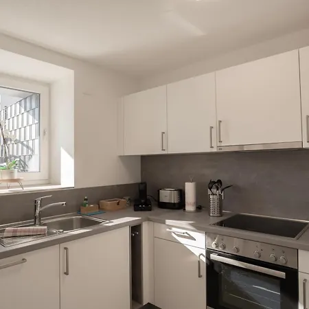 Апартаменты Feel Good Homes Ruhig-klimaanlage-wlan-regendusche