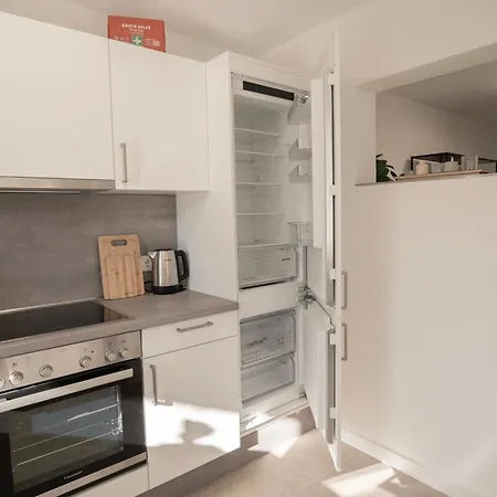 Feel Good Homes Ruhig-klimaanlage-wlan-regendusche Апартаменты *