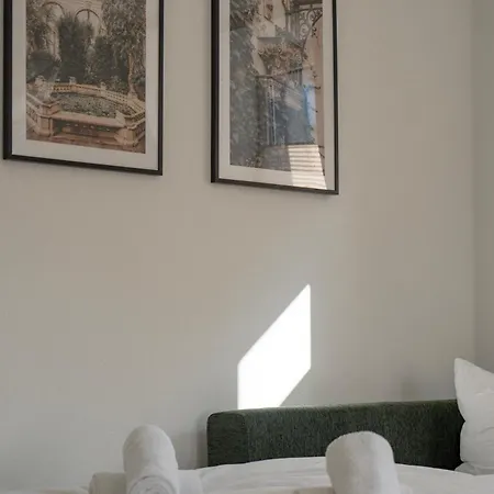 Feel Good Homes Ruhig-klimaanlage-wlan-regendusche * Blaubeuren